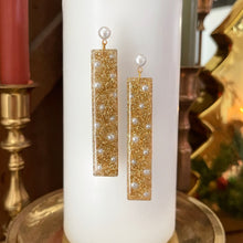 Load image into Gallery viewer, Rockin’ Around