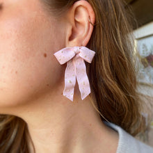 Load image into Gallery viewer, Crushed Pearl Bliss Bows