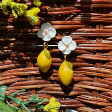 Load image into Gallery viewer, Blooming Lemons
