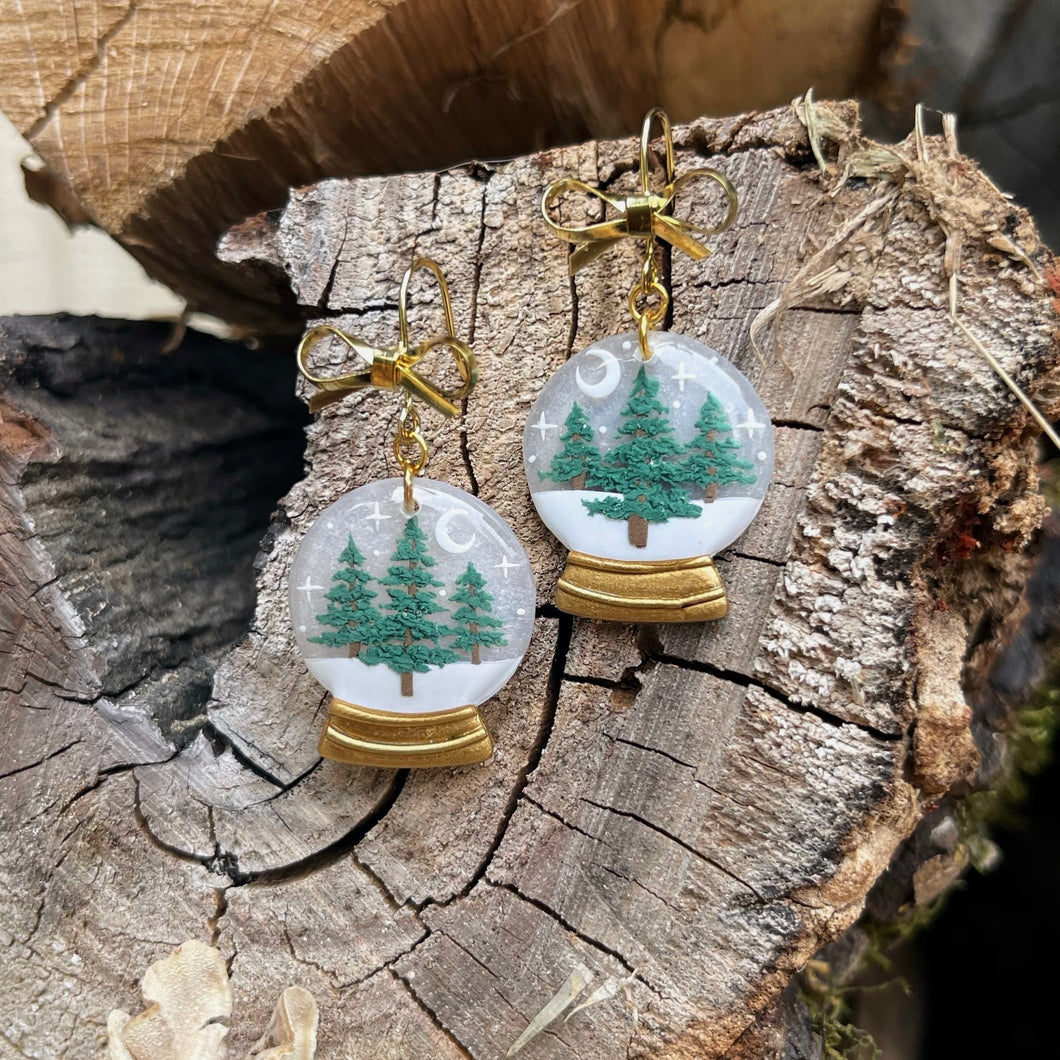 Winter Pine Snowglobes