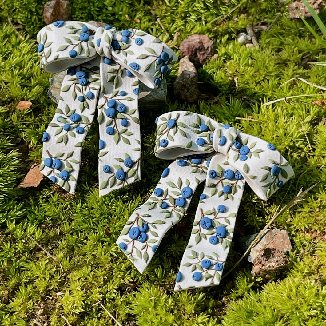 Blueberry Bliss Bows