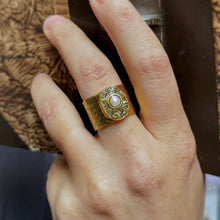 Load image into Gallery viewer, Vintage Beaded Ring
